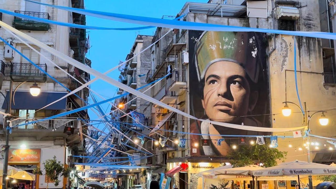 Home Tribunal'S Napoli Cameră foto